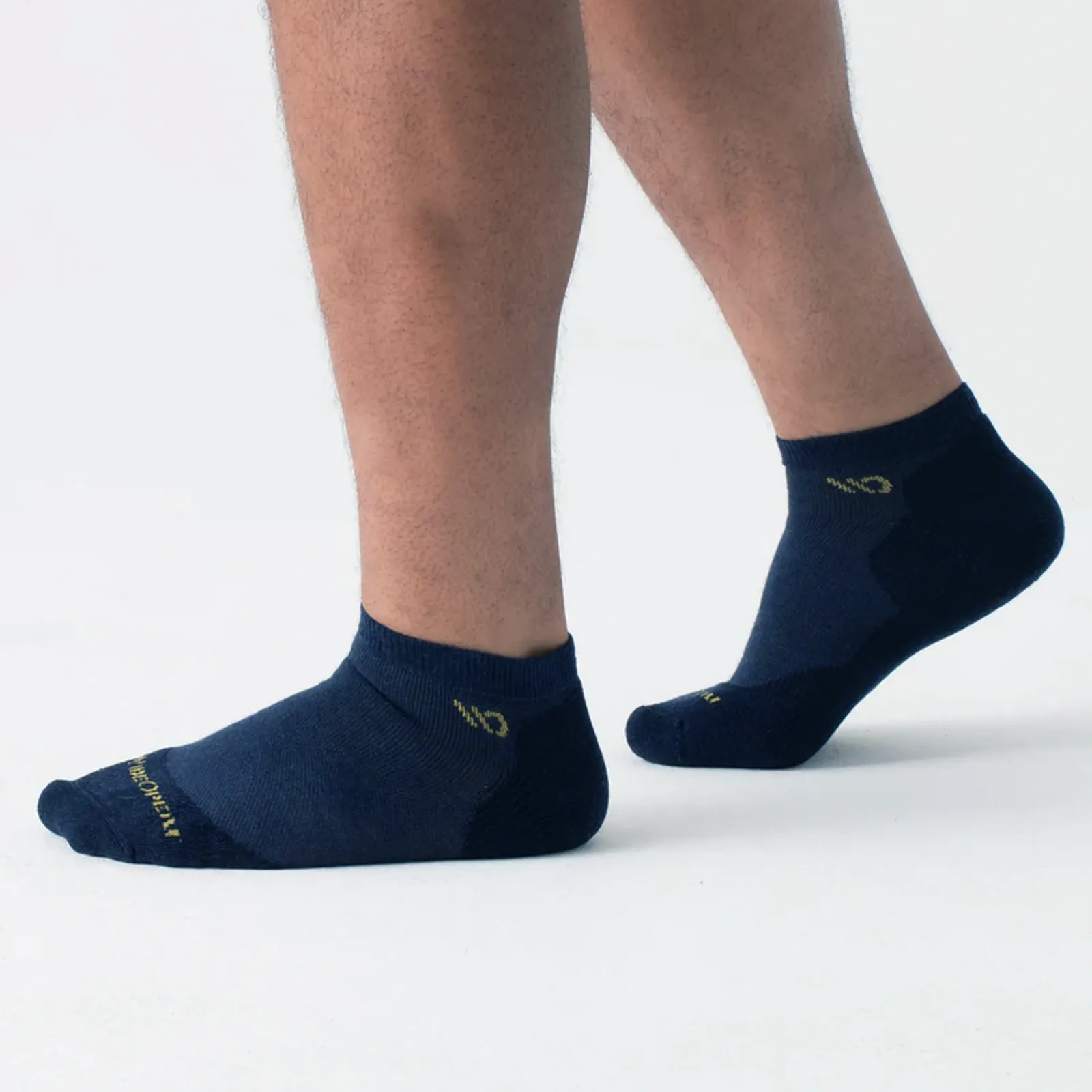 Darn Tough Wide Open Solid Cushioned No Show Sock (Men) - Denim