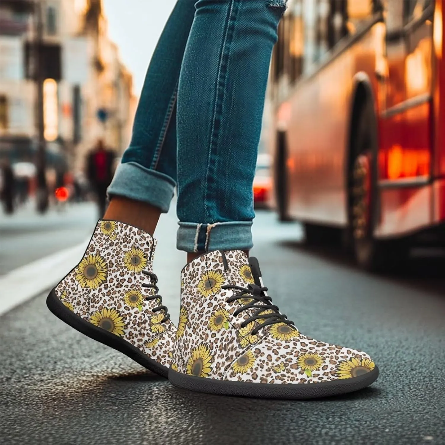 High Top Flower Pattern Zero-Drop Barefoot Shoes for Men Women Lightweight Minimalist Shoes for Running and Hiking Activities