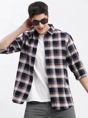 Men Navy Blue Standard Slim Fit Tartan Checks Opaque Cotton Casual Shirt