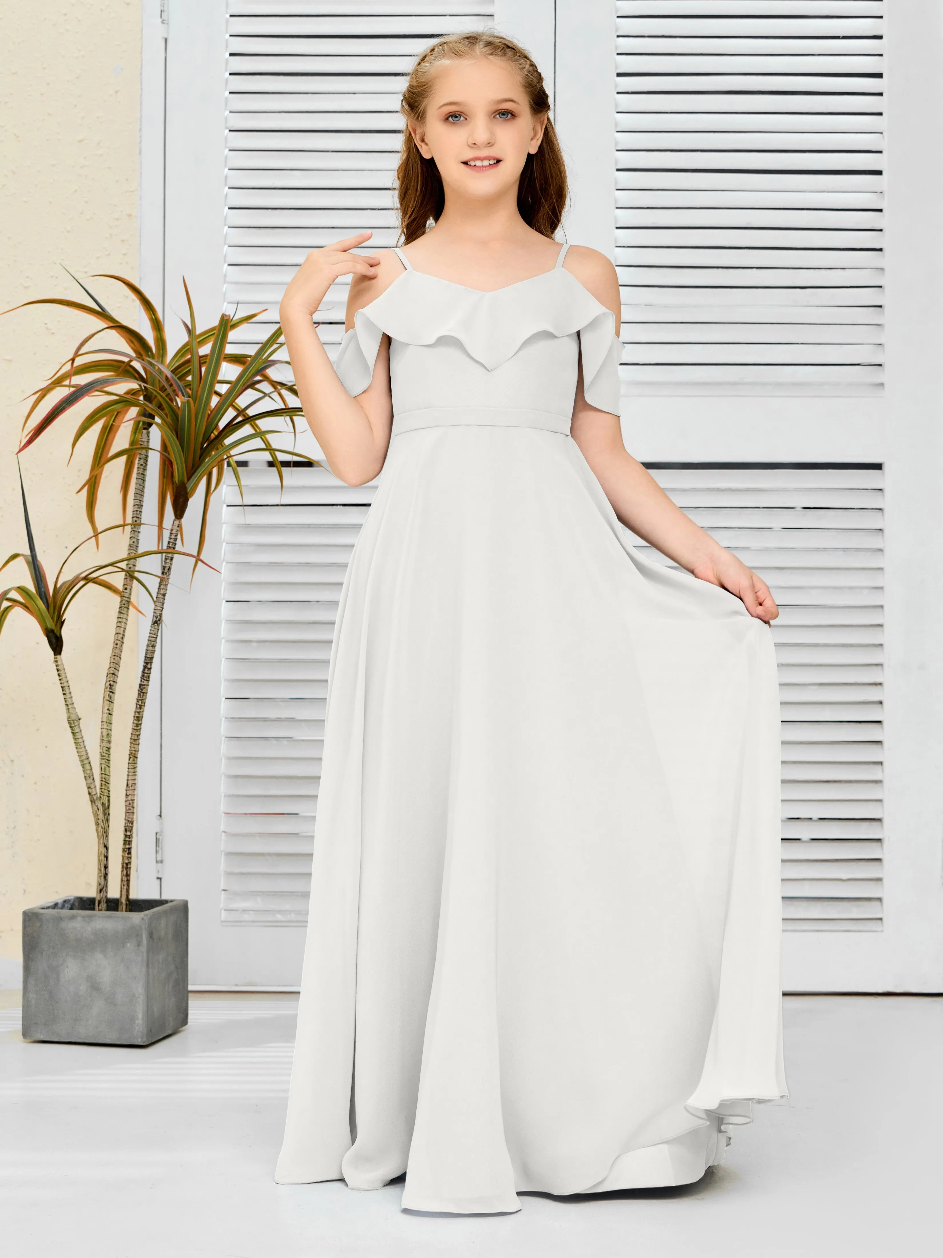 Refined Chiffon Junior Bridesmaid Dress With Wavy Neckline