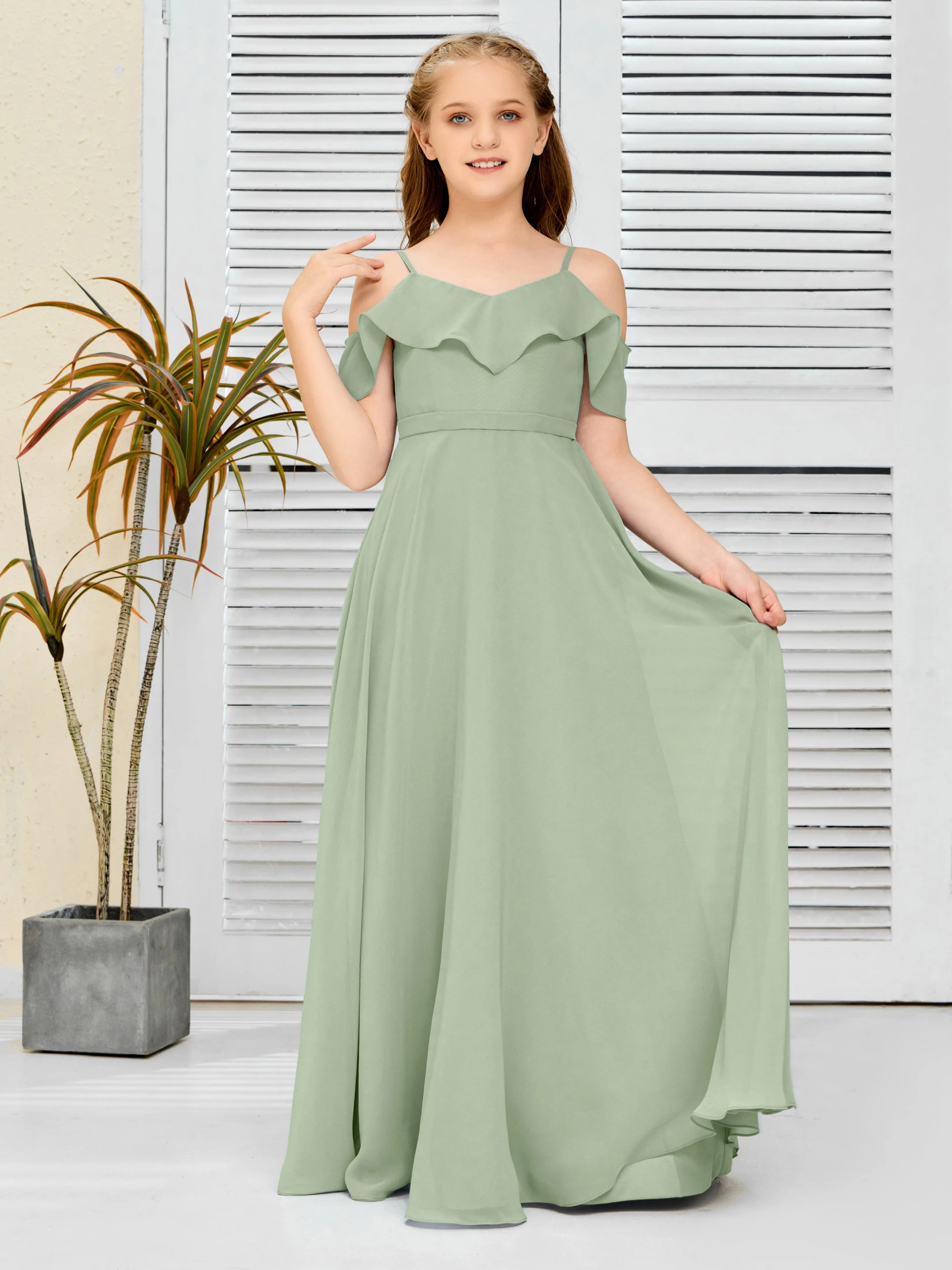 Refined Chiffon Junior Bridesmaid Dress With Wavy Neckline
