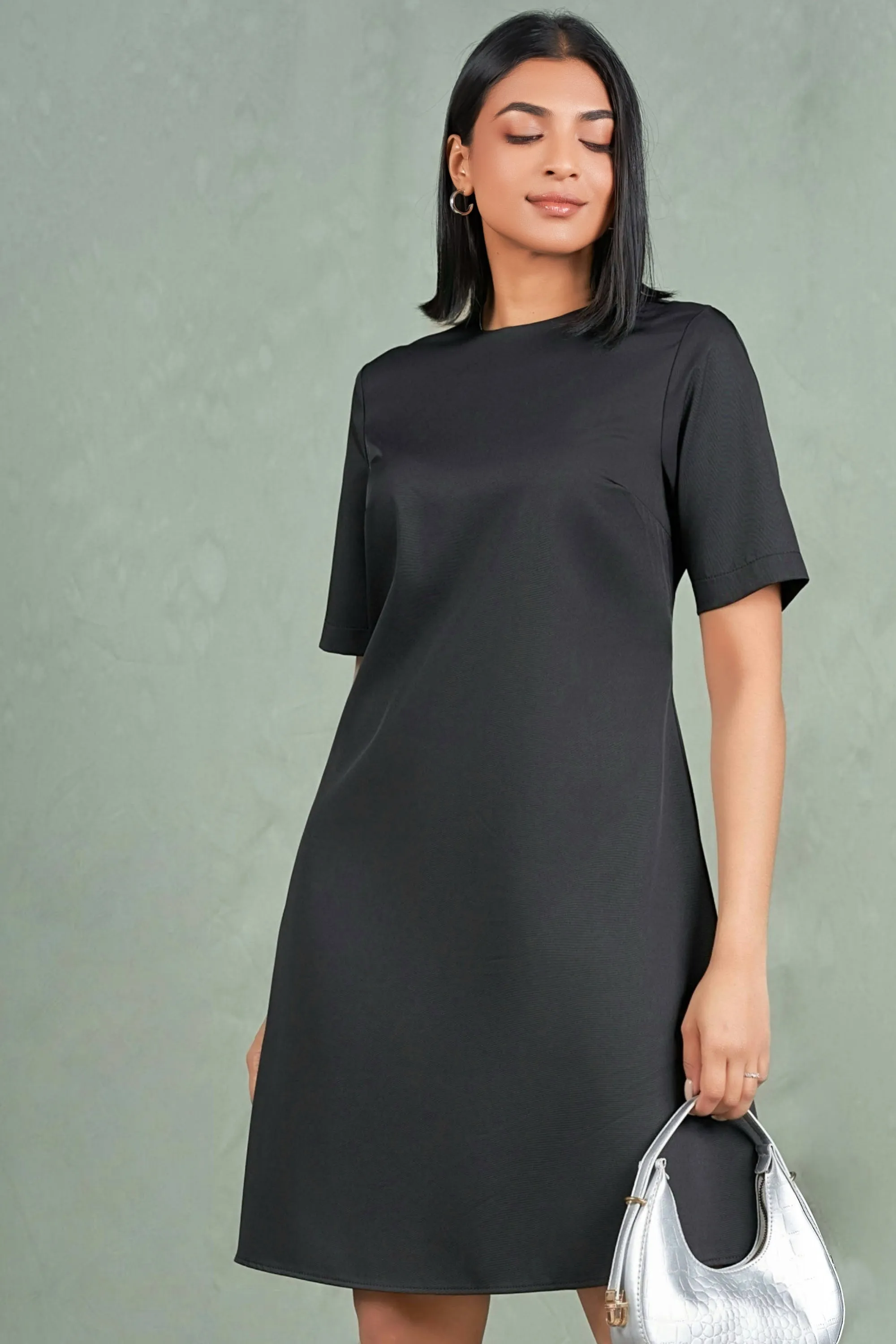 Short Sleeve Shift Dress