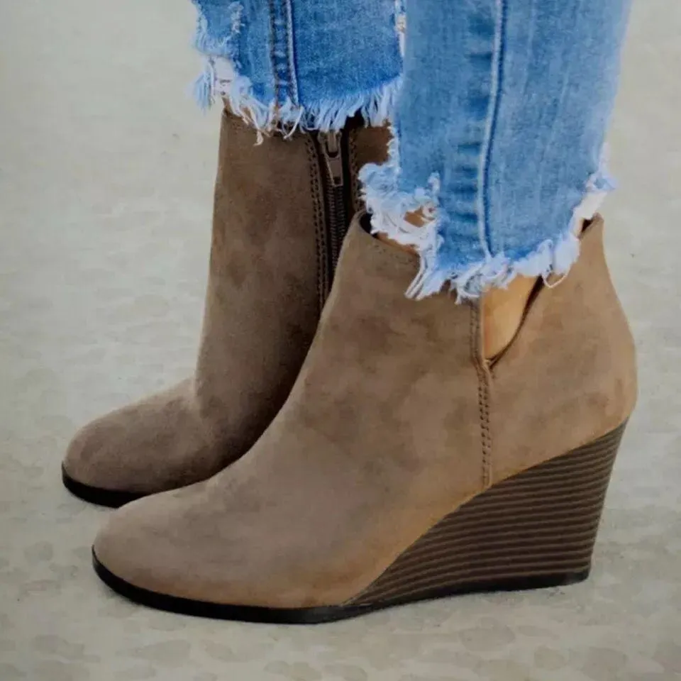 Women side v cutout slip on wedge booties